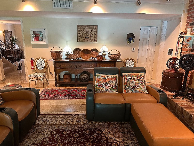 Lots of lighting, top grain leather, 