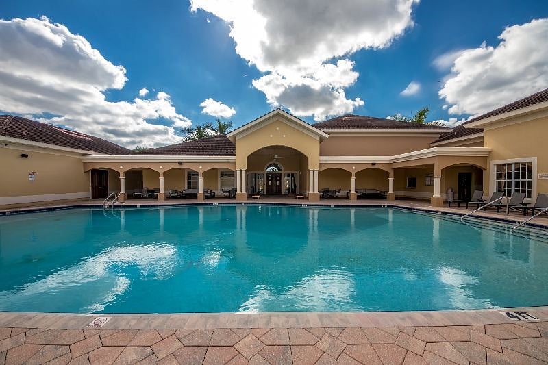 Furnished Finder property 355944_1 photo 21