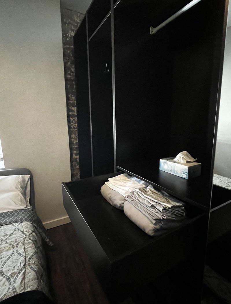 Furnished Finder property 355975_2 photo 8