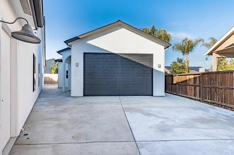 Furnished Finder property 356021_1 photo 4
