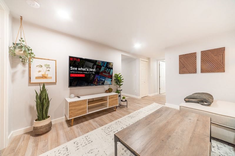 Furnished Finder property 356029_1 photo 16