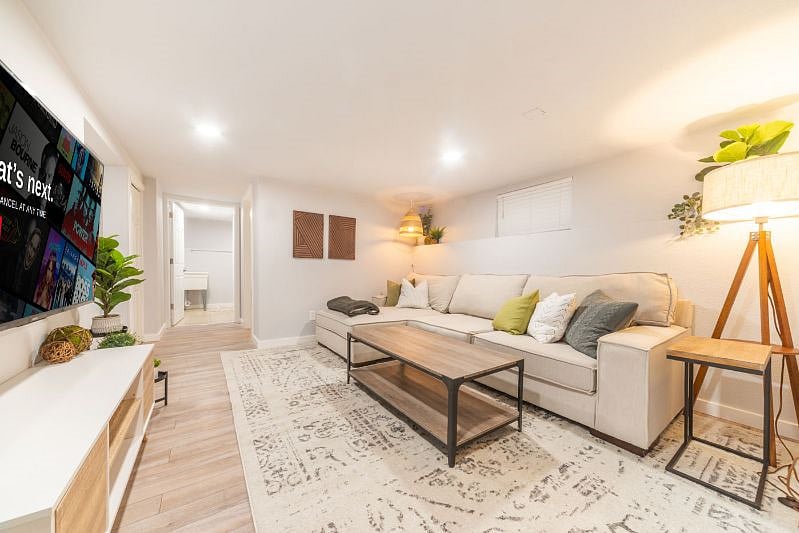 Furnished Finder property 356029_1 photo 15