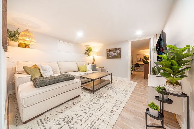 Furnished Finder property 356029_1 photo 13