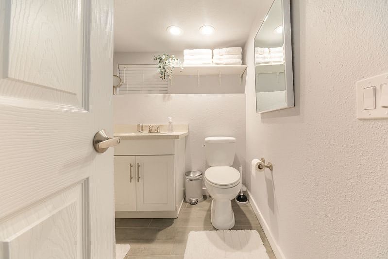 Furnished Finder property 356029_1 photo 22