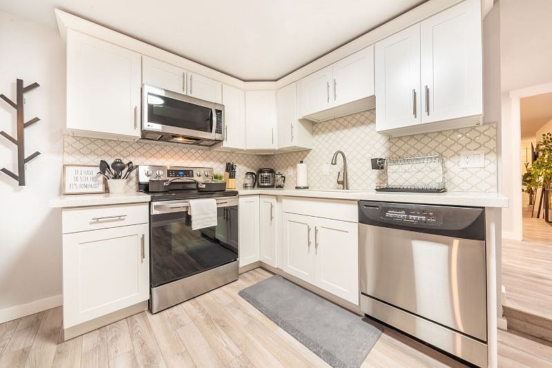 Furnished Finder property 356029_1 photo 5