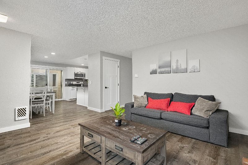 Furnished Finder property 356118_1 photo 5