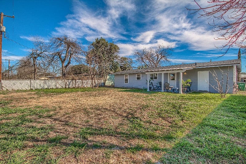 Furnished Finder property 356120_1 photo 22