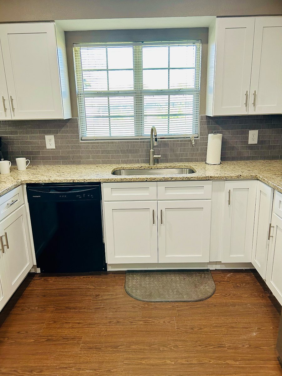 Furnished Finder property 356120_1 photo 7