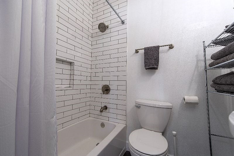 Furnished Finder property 356130_1 photo 5