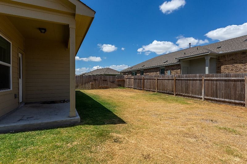 Furnished Finder property 356137_2 photo 33