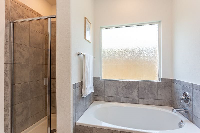 Furnished Finder property 356137_2 photo 24