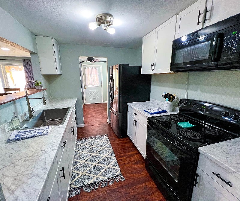 Furnished Finder property 356216_1 photo 17