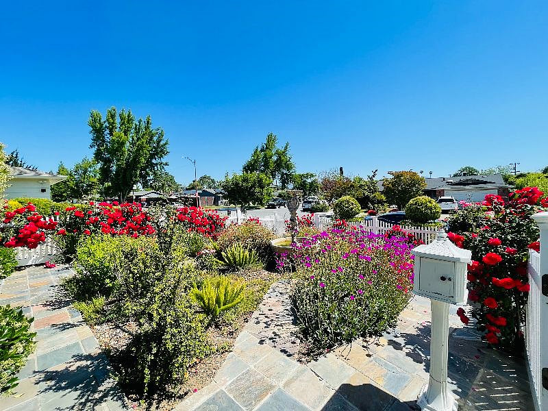 Furnished Finder property 356321_1 photo 17
