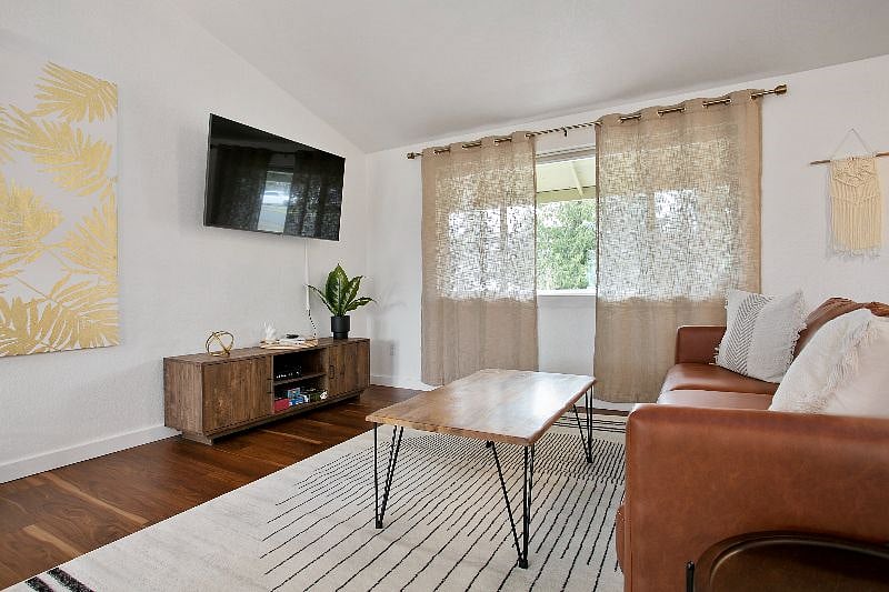 Furnished Finder property 356339_1 photo 20