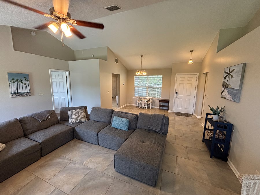Furnished Finder property 356368_1 photo 4