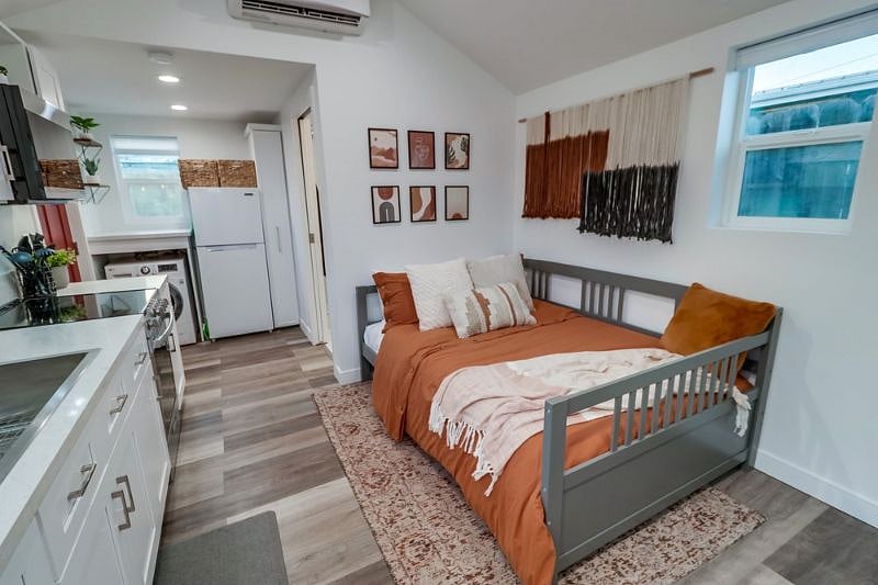 Furnished Finder property 356385_1 photo 17