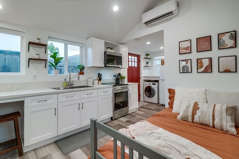 Furnished Finder property 356385_1 photo 21