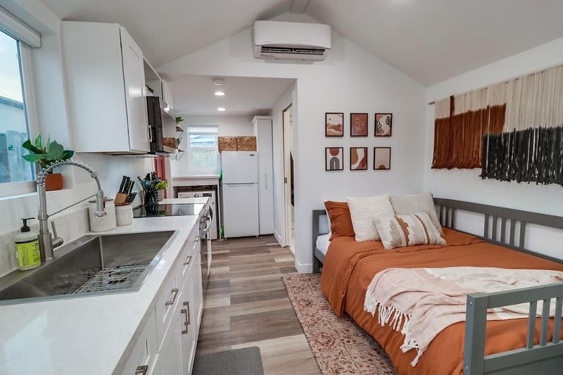 Furnished Finder property 356385_1 photo 22