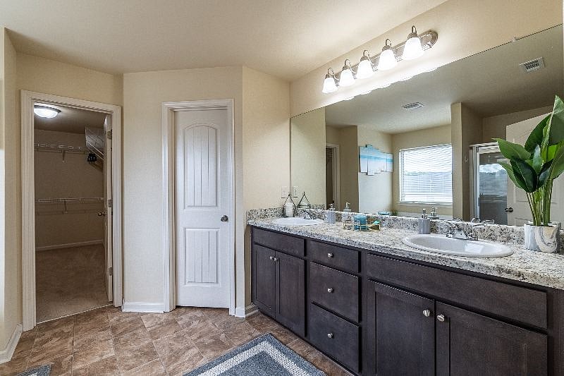 Furnished Finder property 356403_2 photo 24