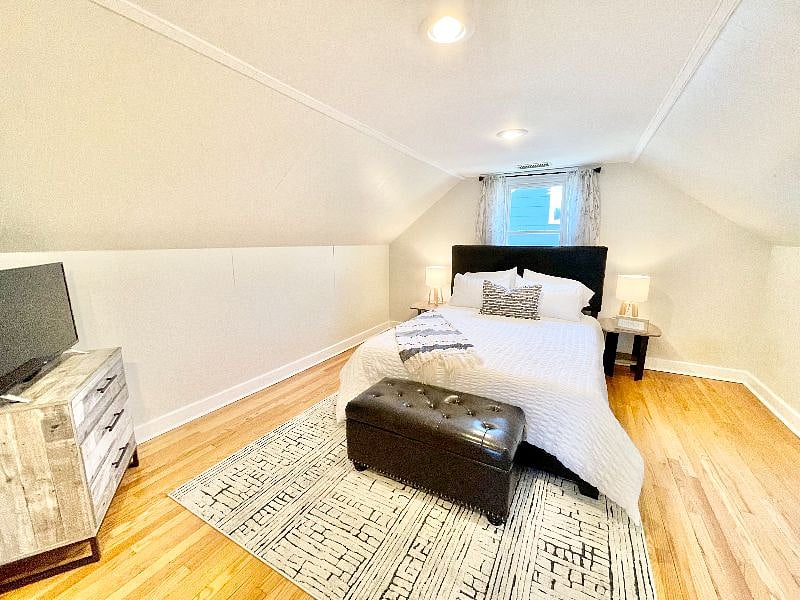 Furnished Finder property 356423_1 photo 22