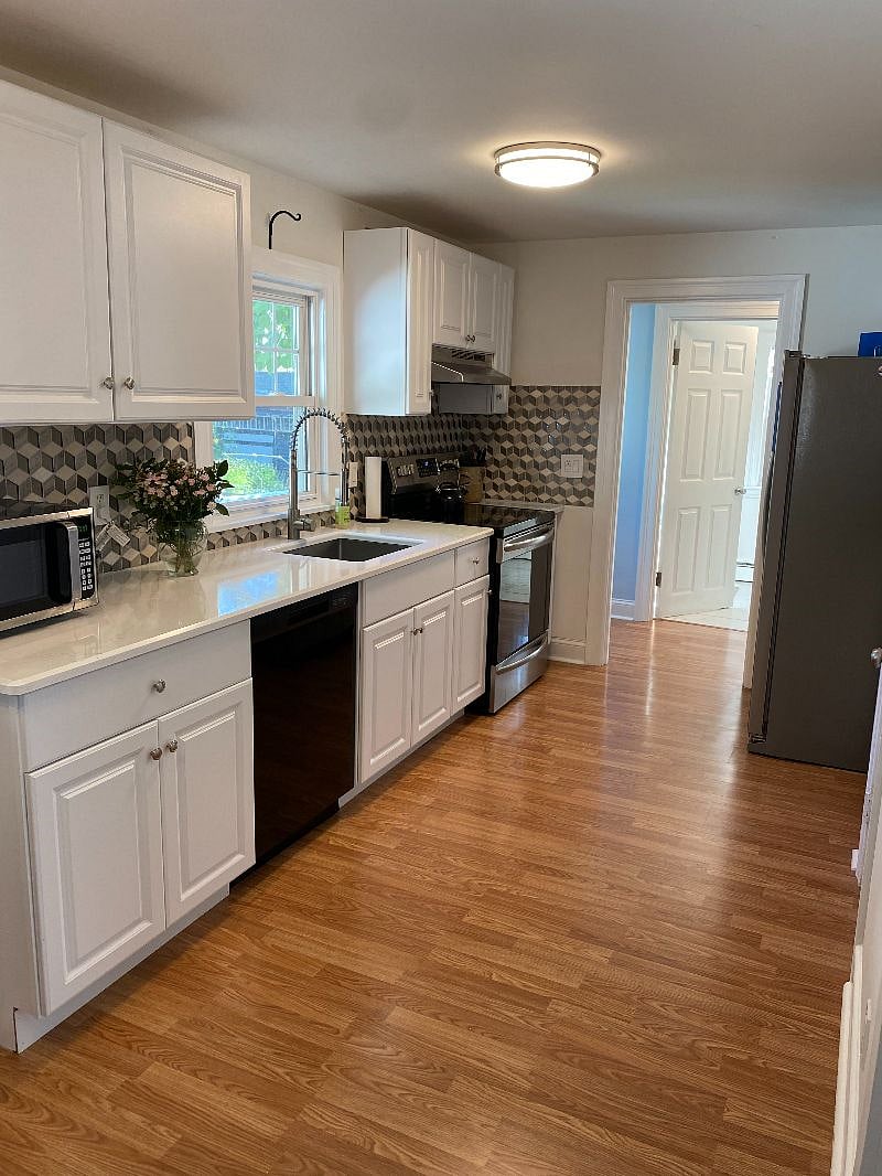 Furnished Finder property 356424_1 photo 4