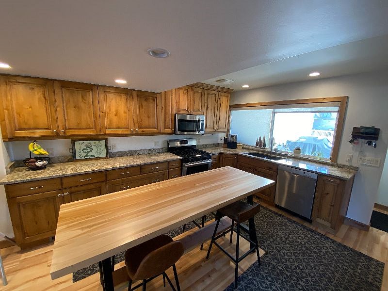 Furnished Finder property 356453_1 photo 3