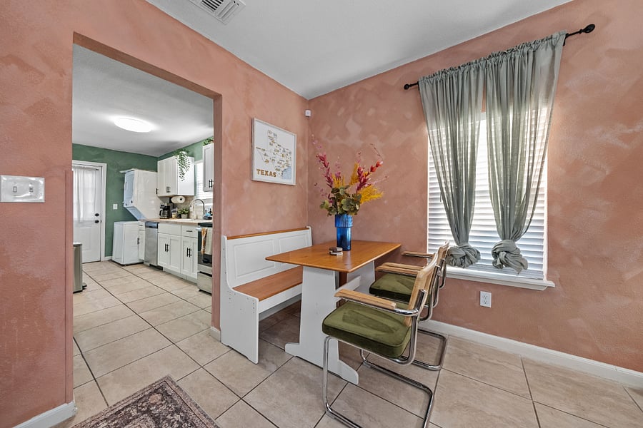 Furnished Finder property 356714_1 photo 3
