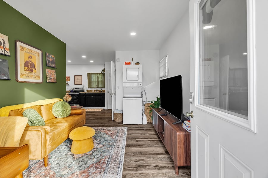 Furnished Finder property 356718_1 photo 7