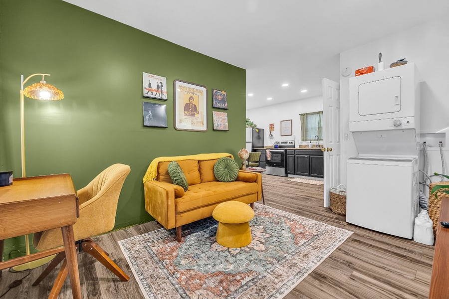 Furnished Finder property 356718_1 photo 12