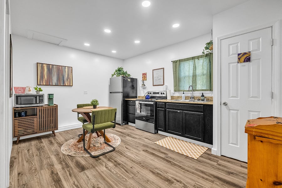 Furnished Finder property 356718_1 photo 10