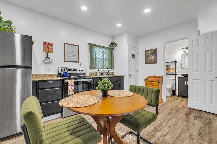 Furnished Finder property 356718_1 photo 18