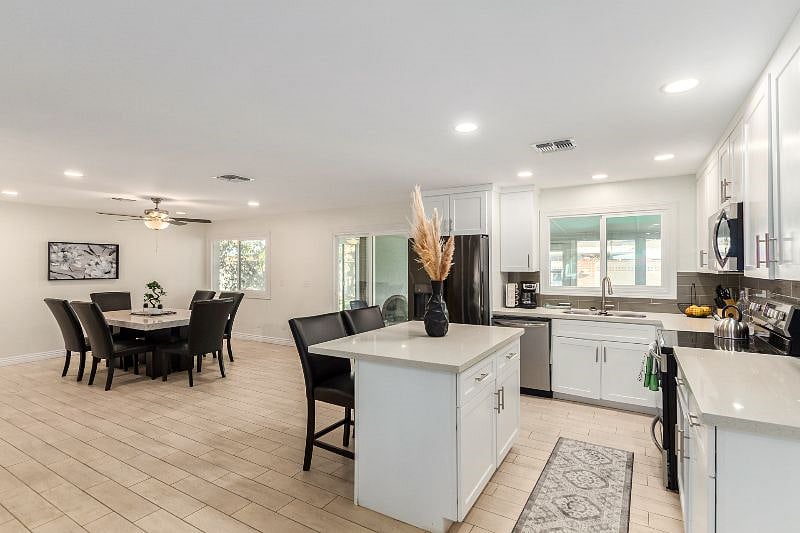 Furnished Finder property 356833_1 photo 9