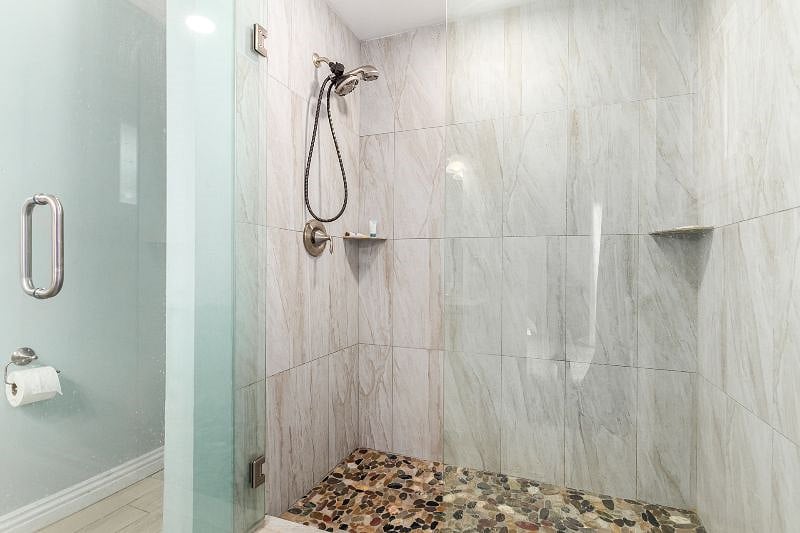 Furnished Finder property 356833_1 photo 18
