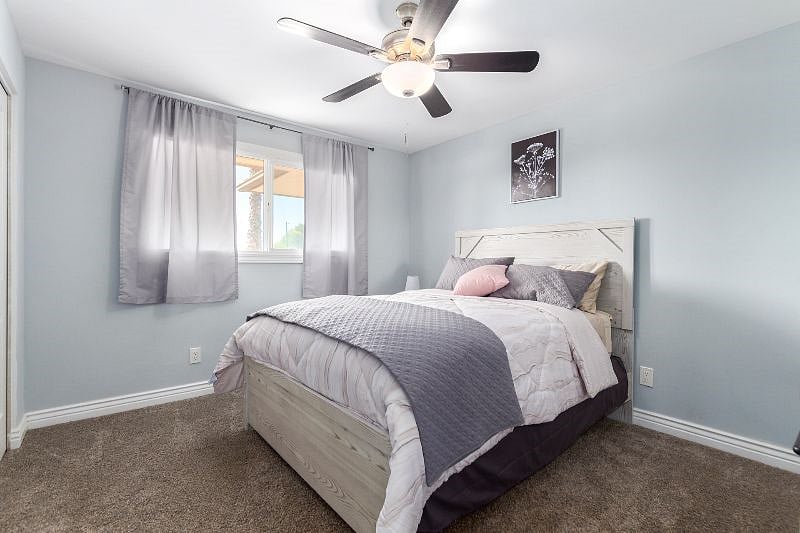 Queen Bed