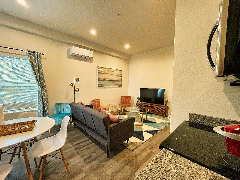 Furnished Finder property 356848_1 photo 4