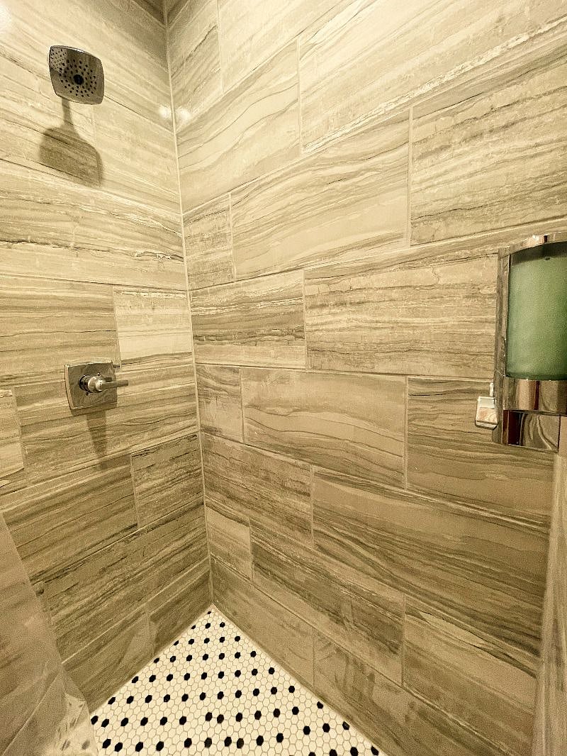 Furnished Finder property 356848_1 photo 16