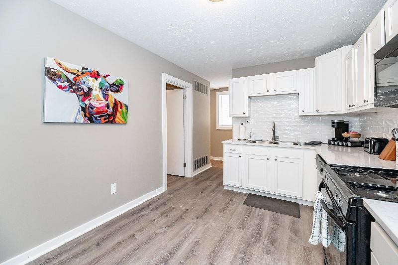 Furnished Finder property 356854_1 photo 21