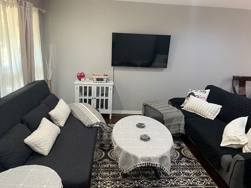 Furnished Finder property 356863_2 photo 7