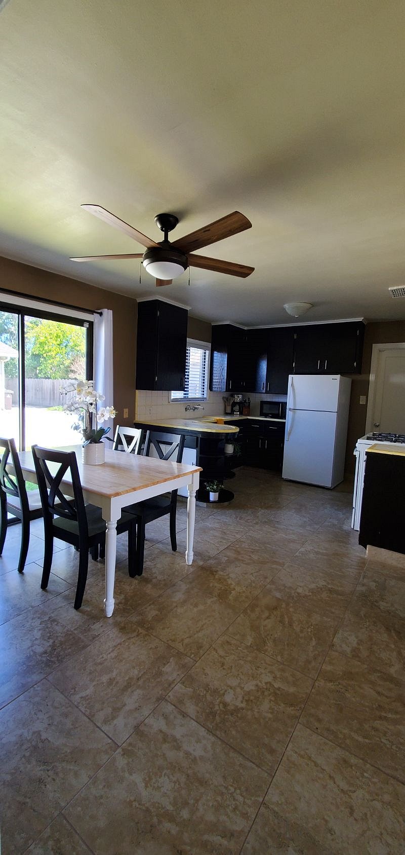 Furnished Finder property 356924_1 photo 25