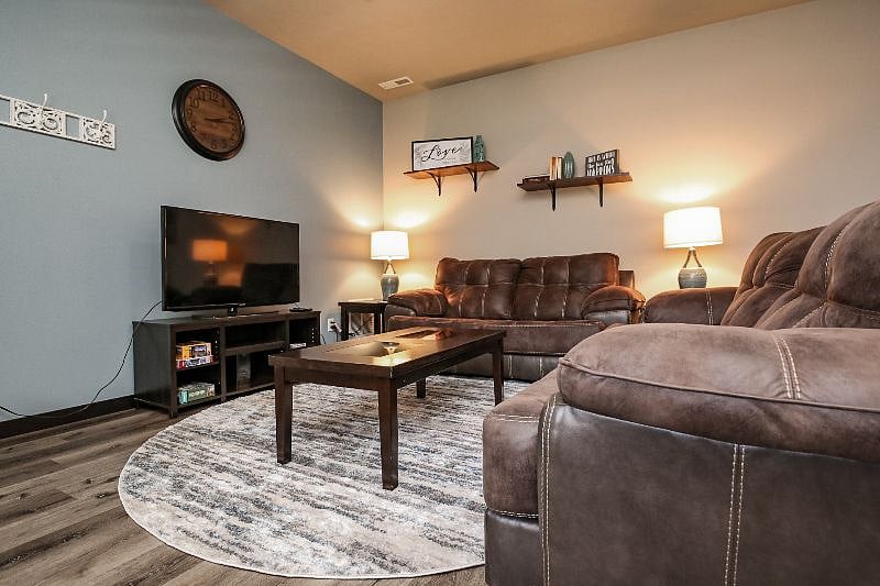 Furnished Finder property 357399_1 photo 3