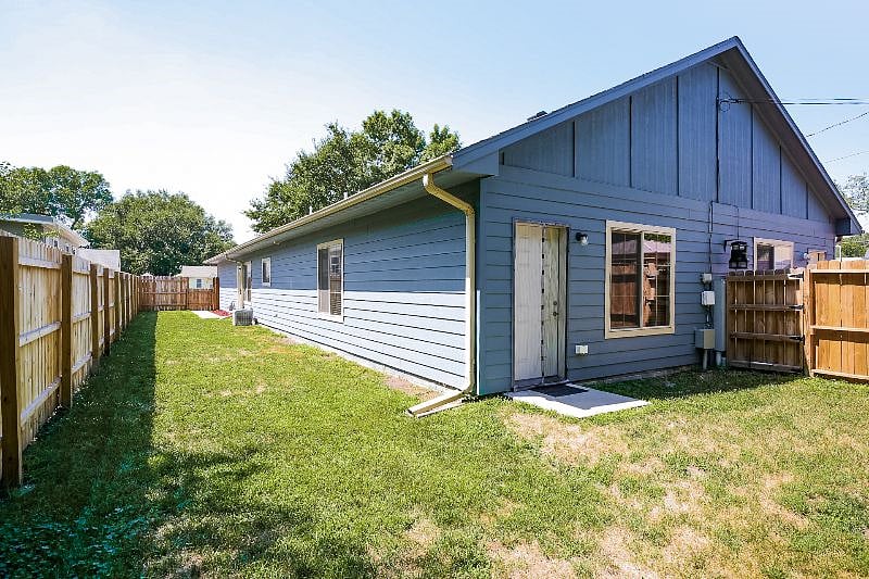 Furnished Finder property 357399_1 photo 15