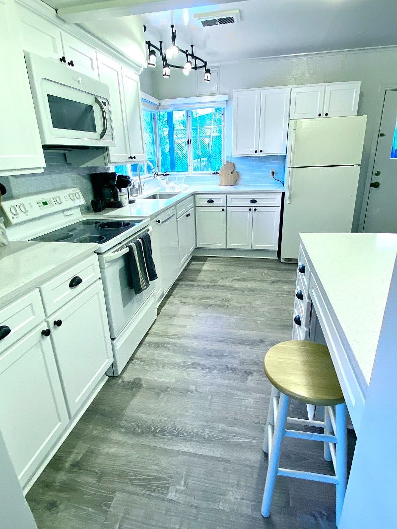 Furnished Finder property 357545_1 photo 4