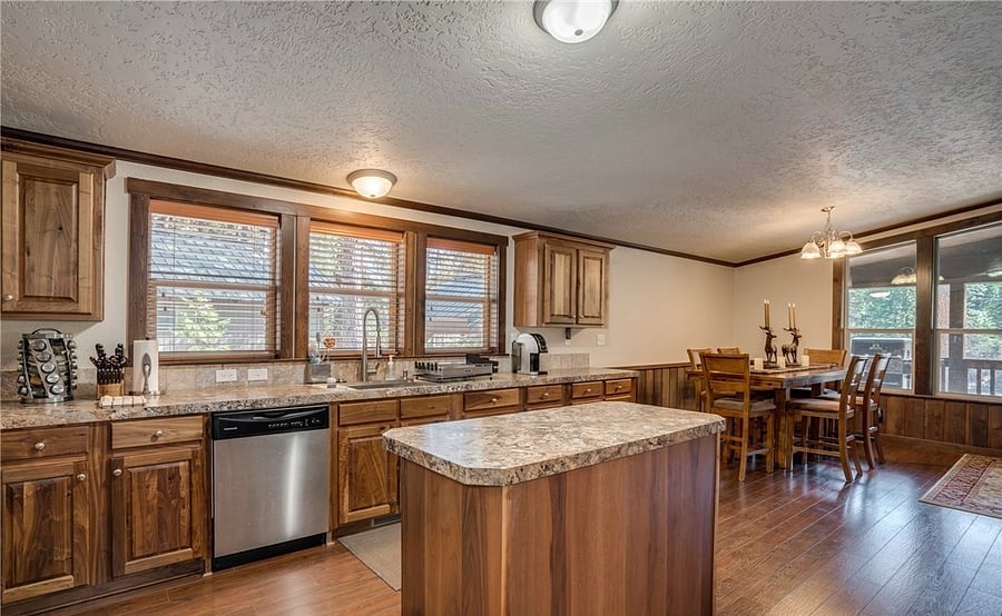 Furnished Finder property 357605_1 photo 8