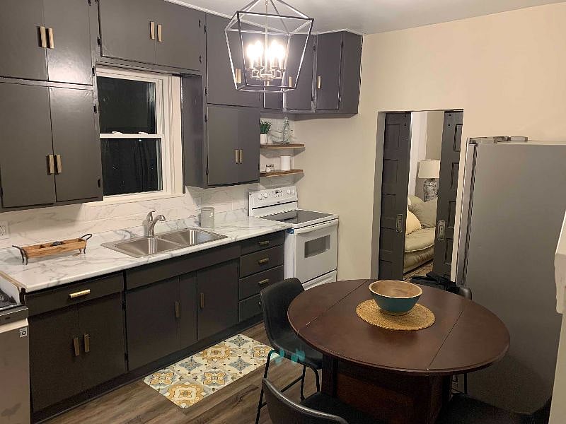 Kitchen and eating area