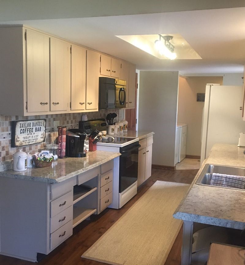 Furnished Finder property 357673_1 photo 2