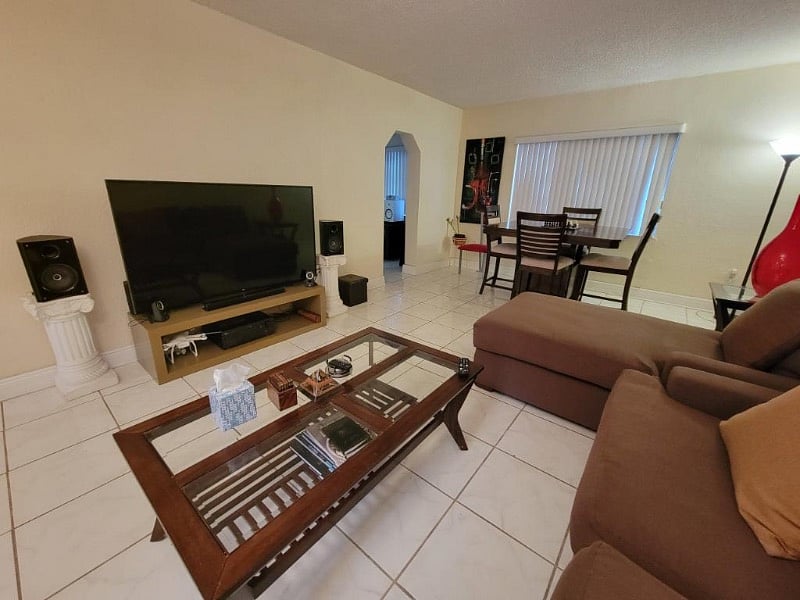 Living room.
