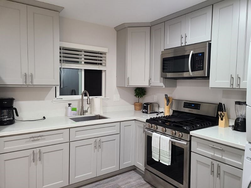 Furnished Finder property 357689_3 photo 10