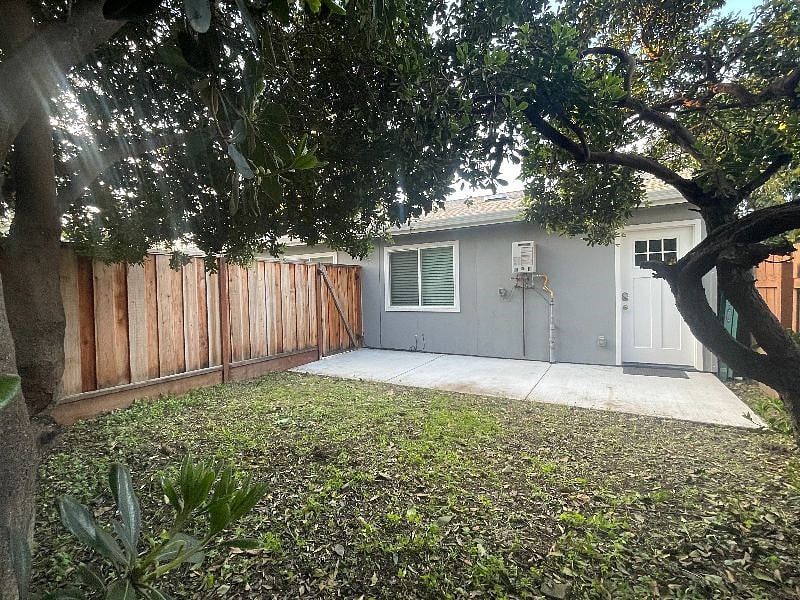 Furnished Finder property 357689_4 photo 7