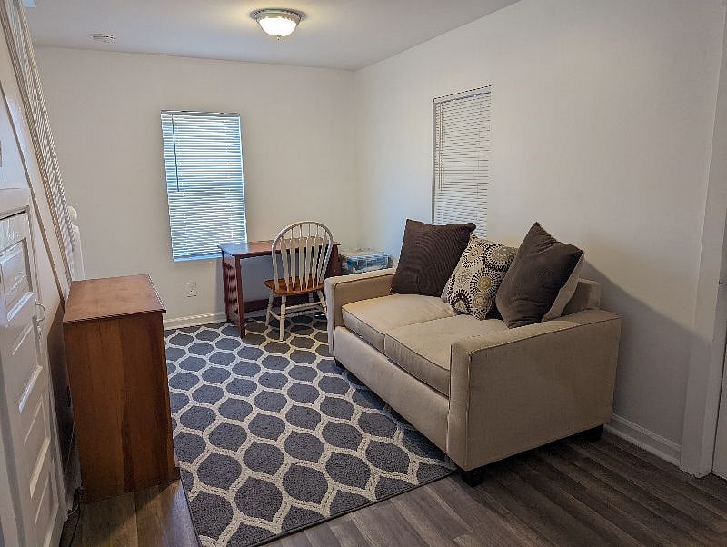 Furnished Finder property 357750_1 photo 3