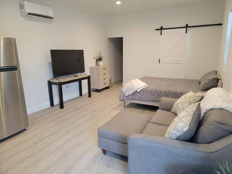 Furnished Finder property 357902_1 photo 5